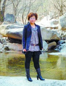 女编辑下河救人遇难
