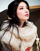 郑希怡接受男友求婚