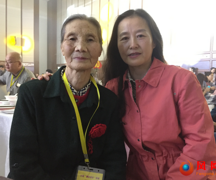 奇迹！这对女同学结伴入疆 苦寻65年后竟在返乡活动中重逢