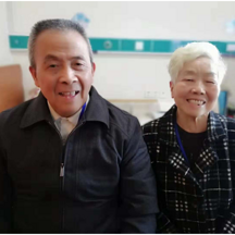 她把老伴“忽悠”进了康养中心