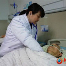 如何面对做临终关怀的老人？她说...