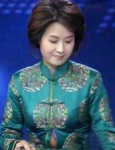 女主播走光露肚皮